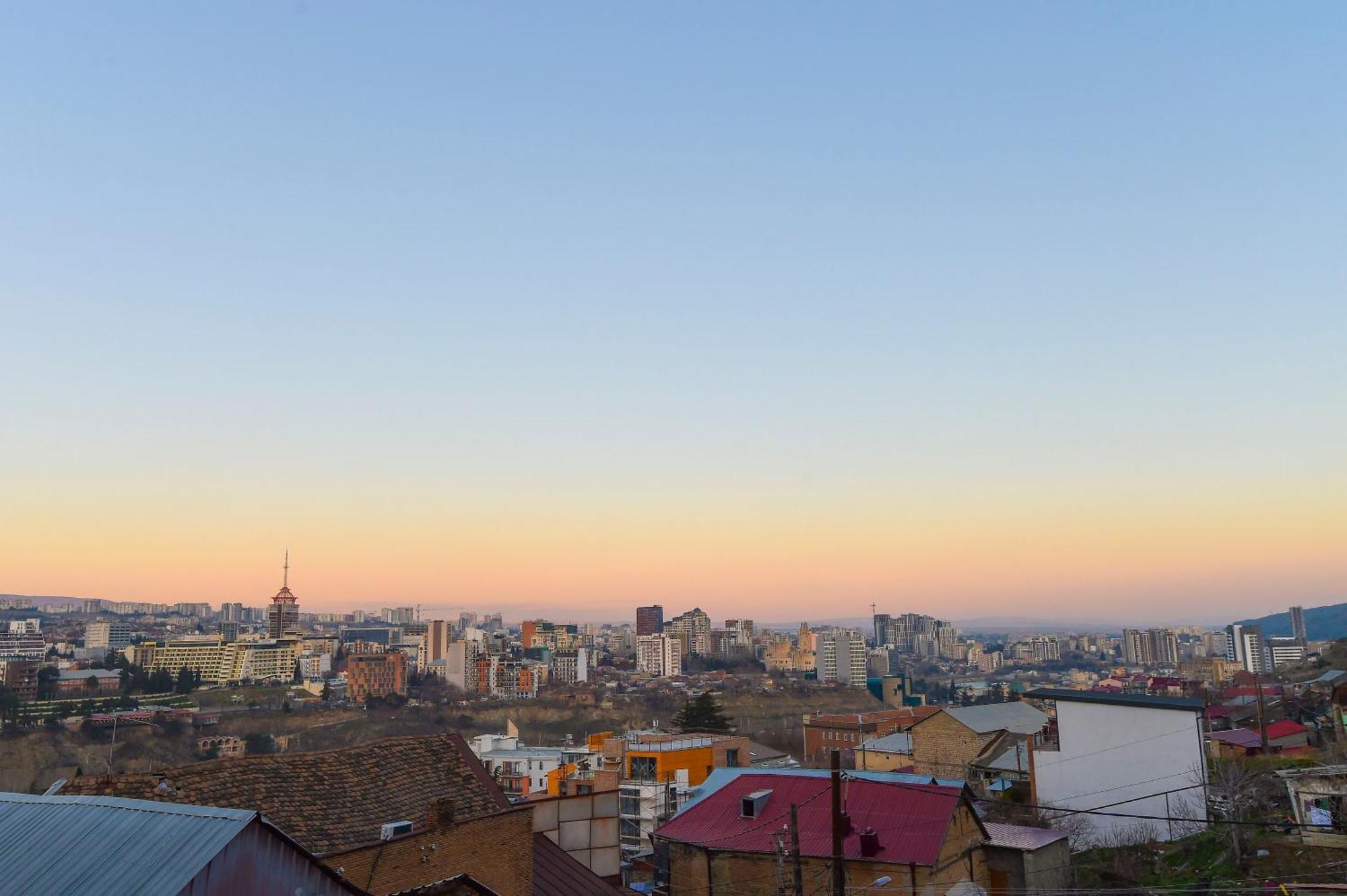 Kraveli Hotel Tbiliszi Kültér fotó