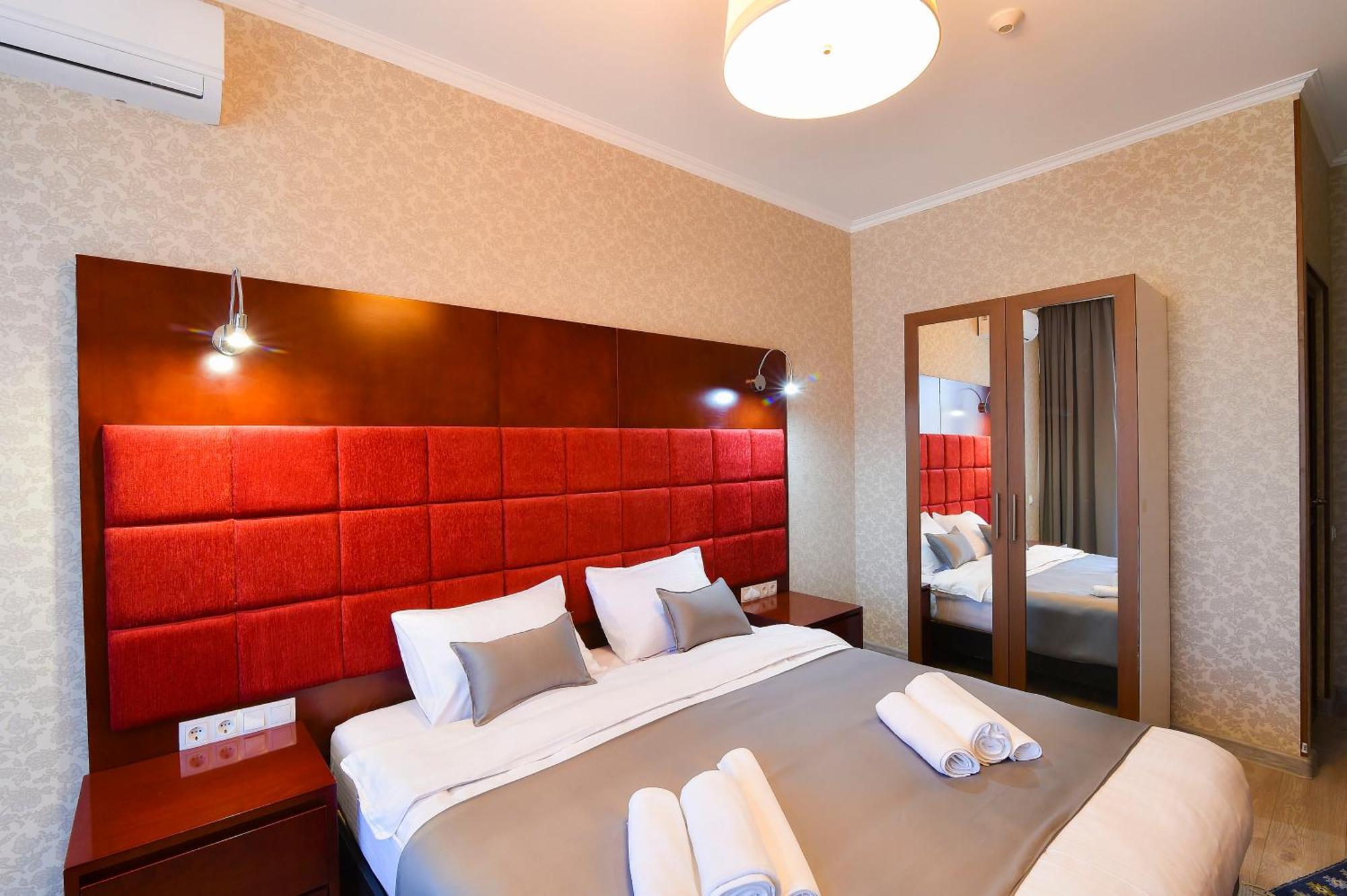 Kraveli Hotel Tbiliszi Kültér fotó