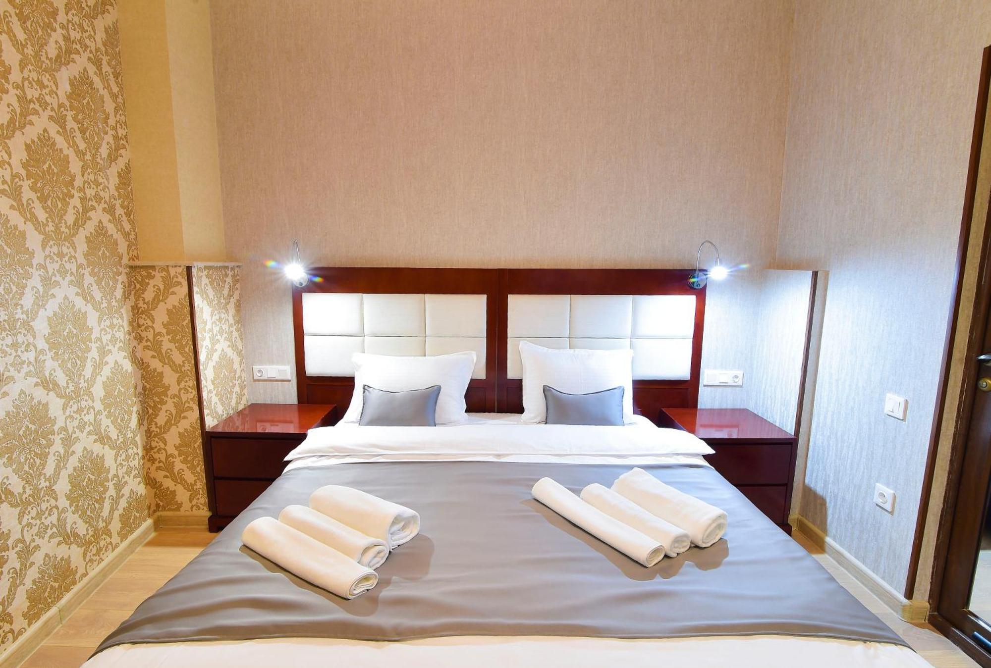 Kraveli Hotel Tbiliszi Kültér fotó