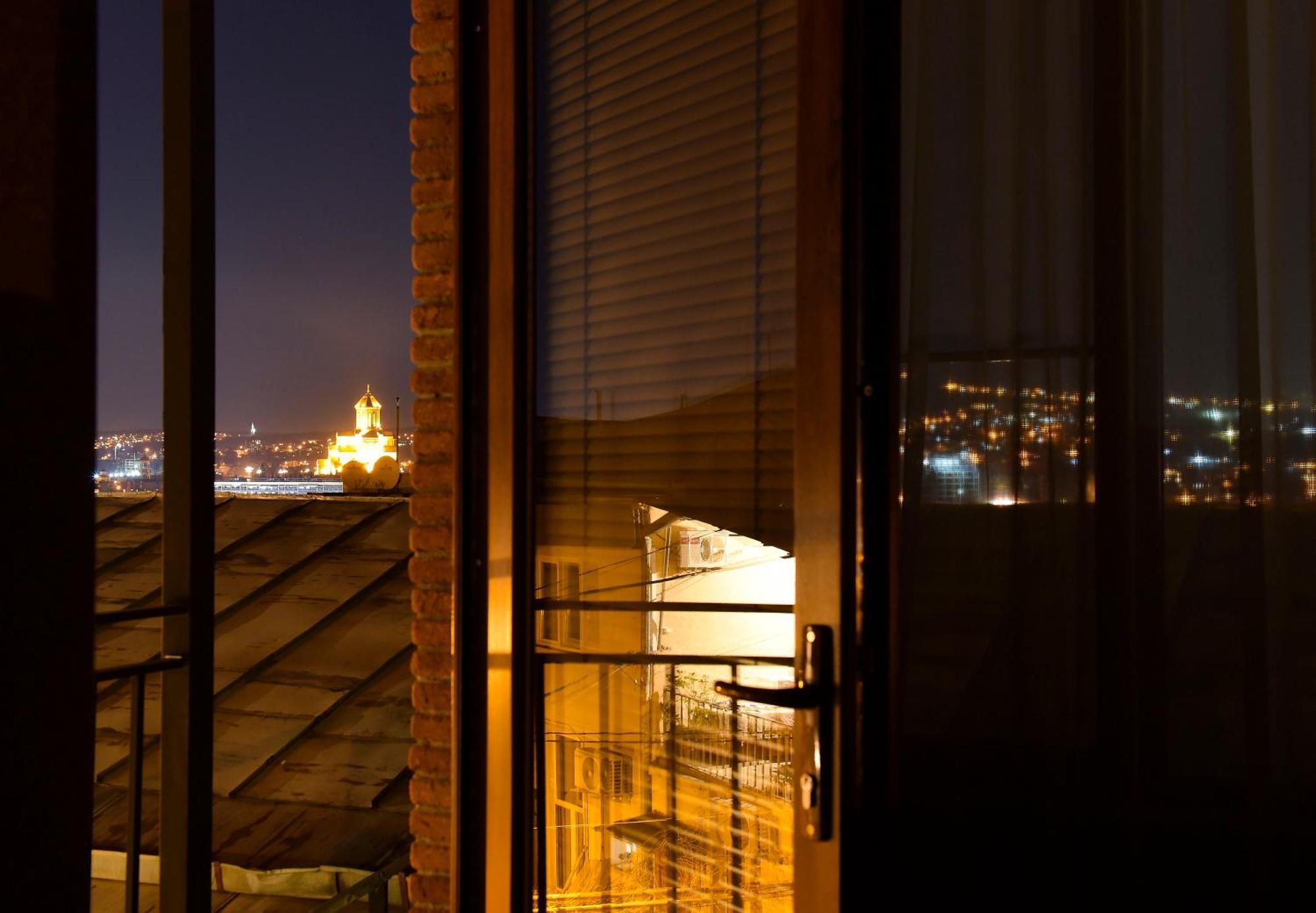 Kraveli Hotel Tbiliszi Kültér fotó