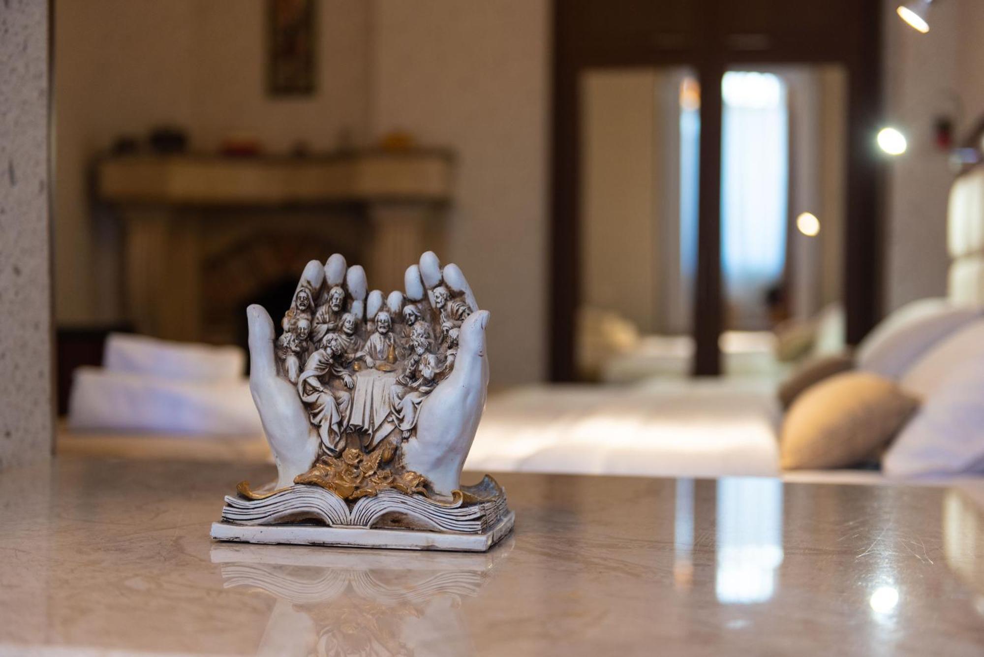 Kraveli Hotel Tbiliszi Kültér fotó